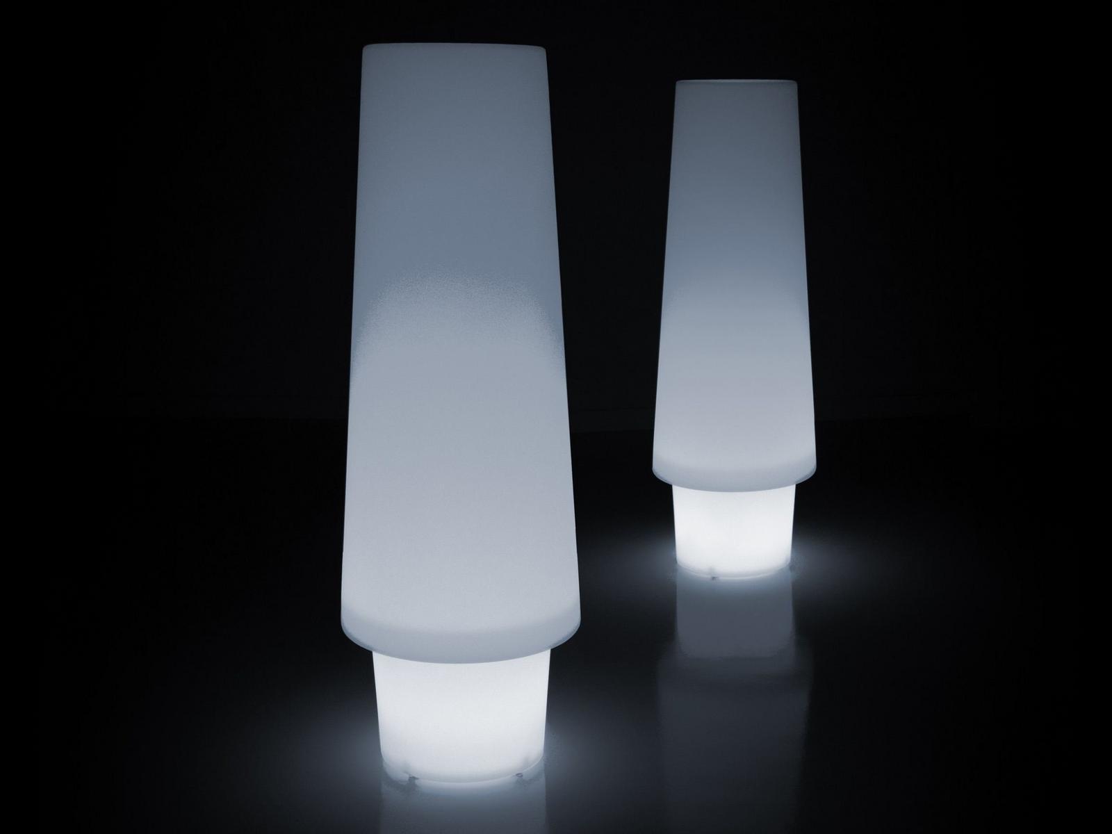 ULM Contemporary style LED plastic floor lamp