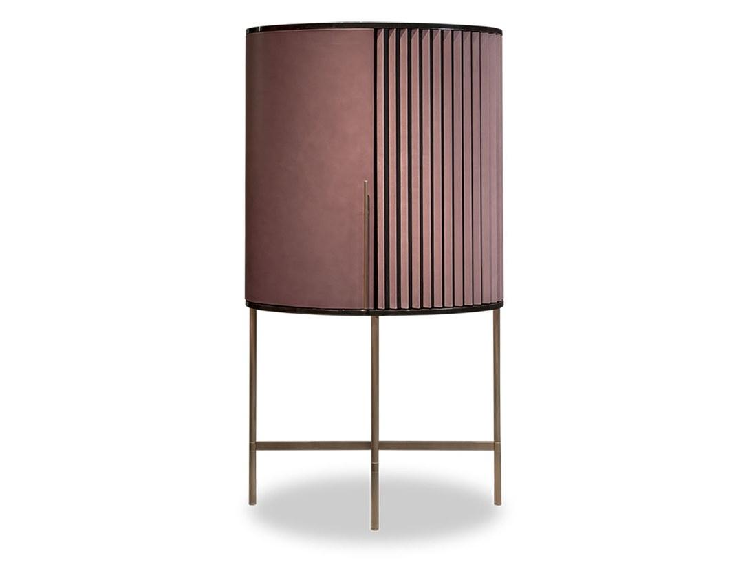 PLISSÉ Leather bar cabinet with integrated lighting