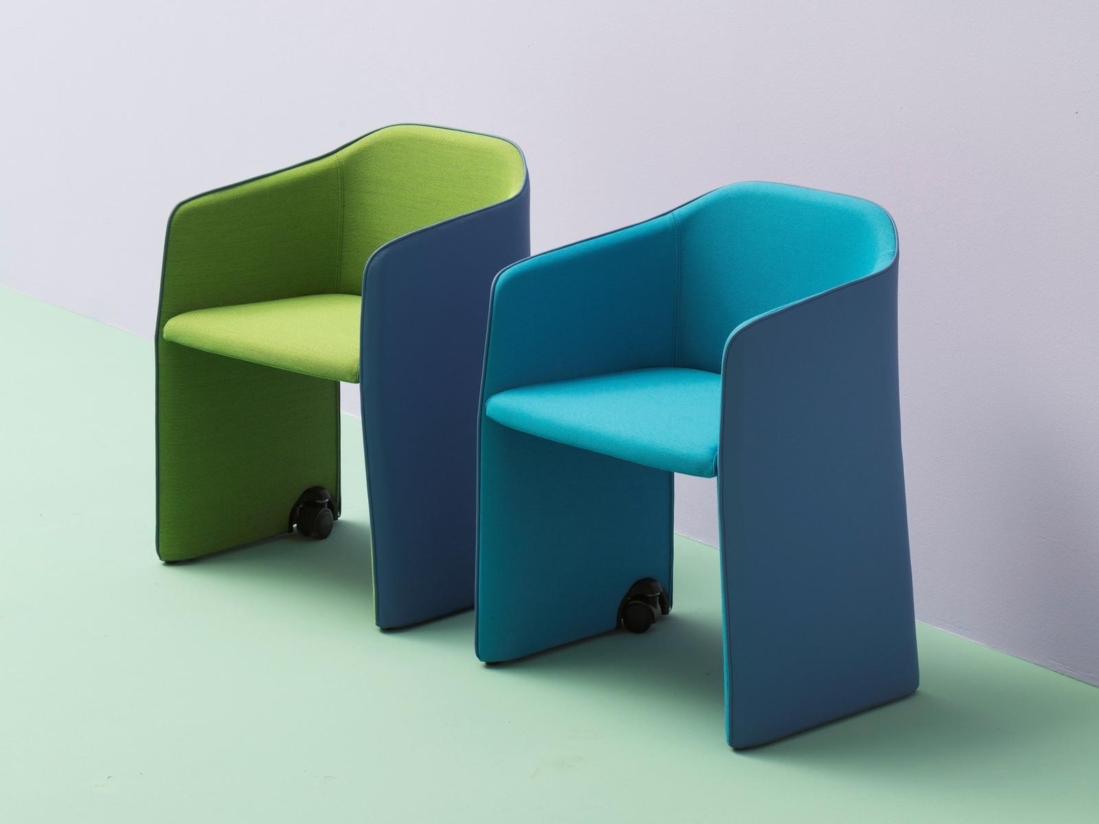 LAJA WINGS 889F Chair with castors