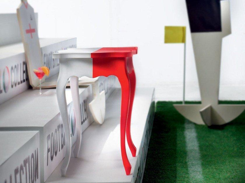 MIDFIELDER Square bedside table