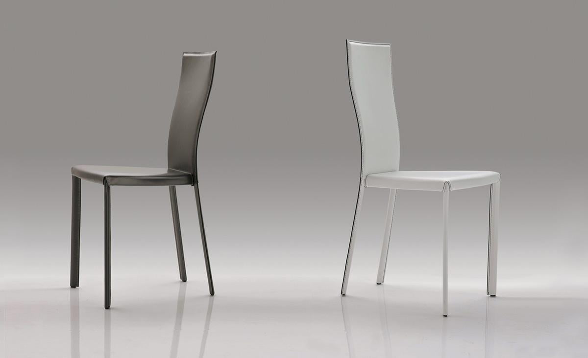 NINA Leather chair