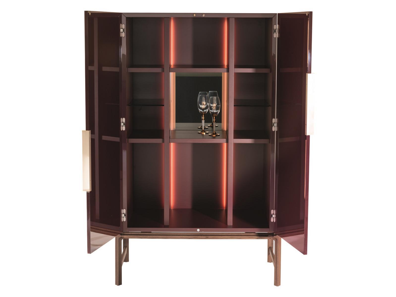 KING'S CROSS Wooden bar cabinet with integrated lighting
