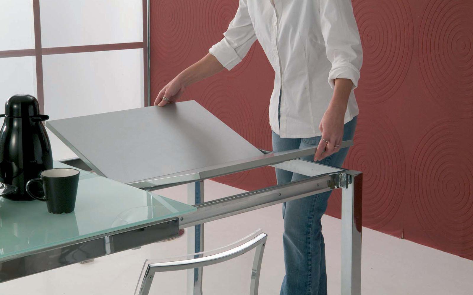 MAGO Rectangular ceramic table