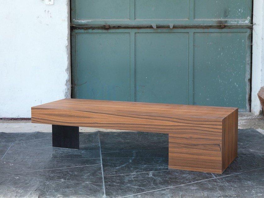KLIMUK Low wood veneer coffee table for living room