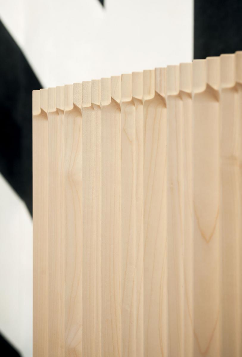 GUELL Wooden bar cabinet