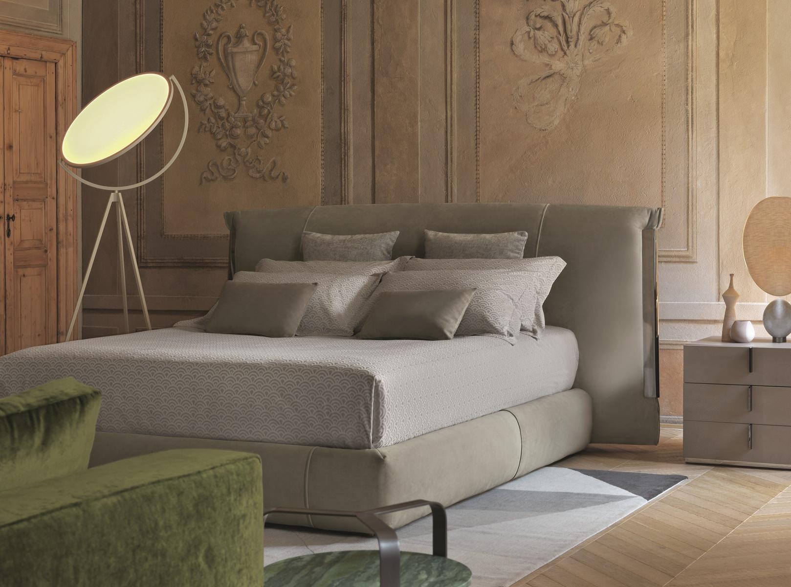 AMAL Upholstered double bed