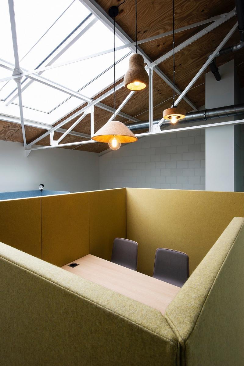 CAPITANO LED cork pendant lamp