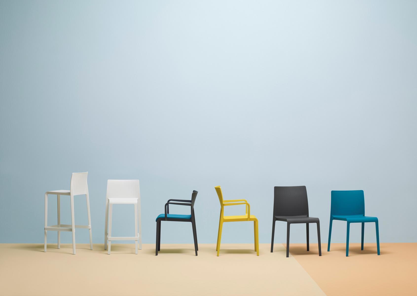 VOLT 674 Stackable plastic chair with armrests