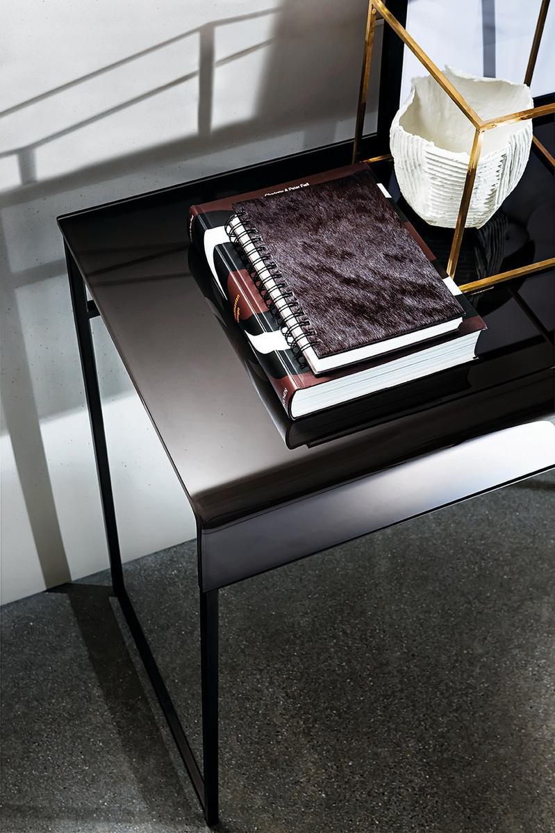 NIDO Rectangular glass console table