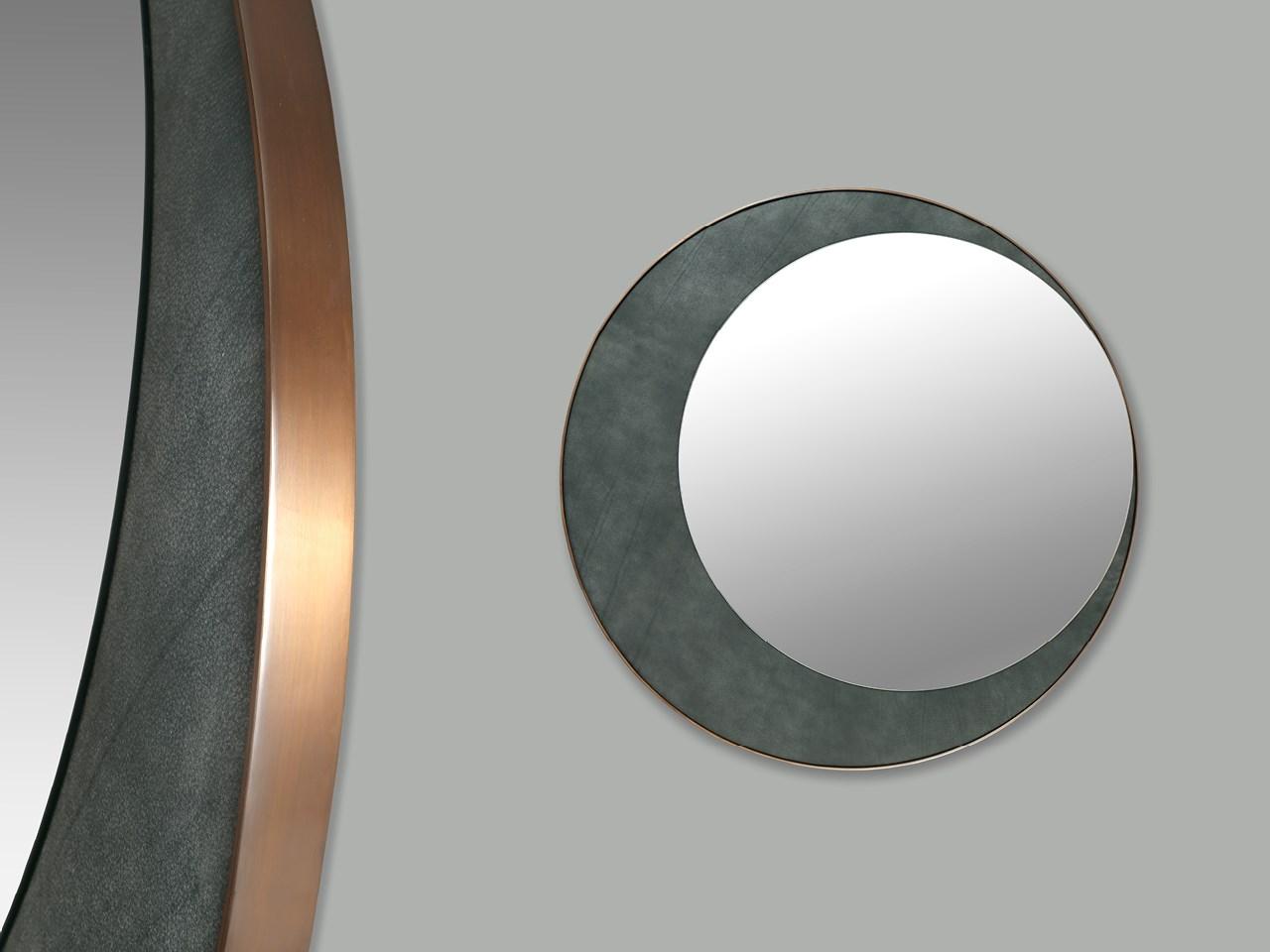 ECLIPSE Round wall-mounted mirror