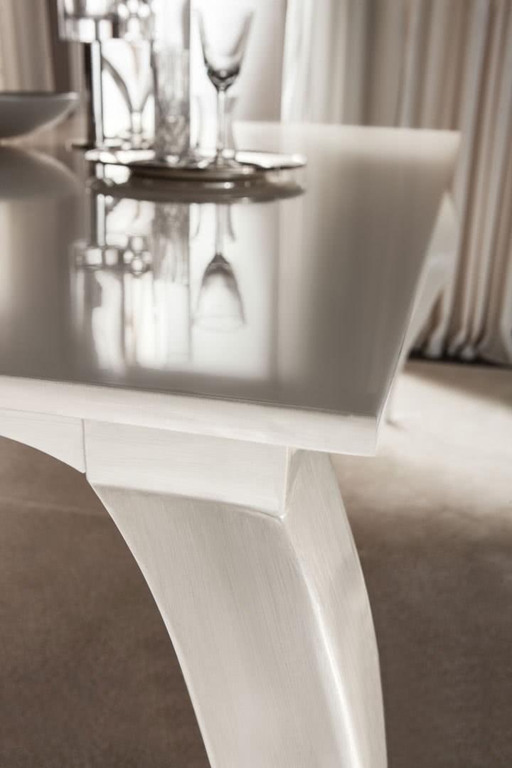 RAFFAELLO Square wooden table