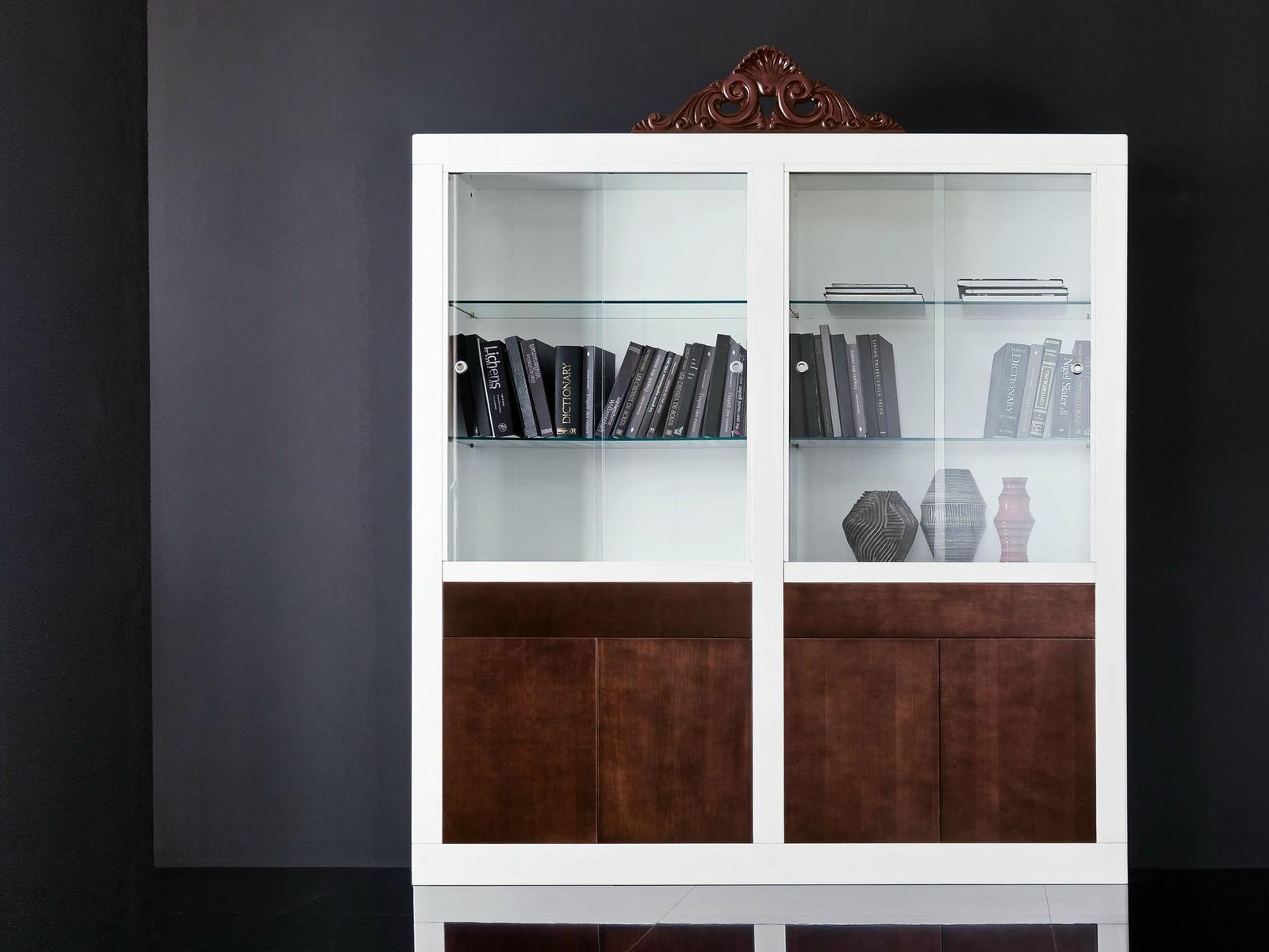 MINIMAL BAROQUE Wooden display cabinet