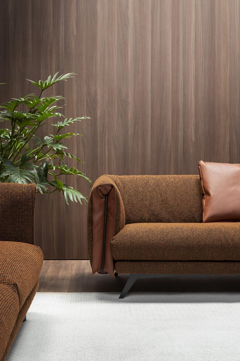 SADDLE Sectional sofa