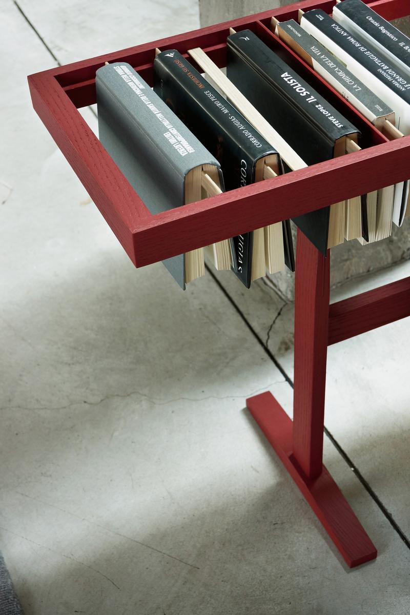 BOOKEN Wooden bookcase / coffee table