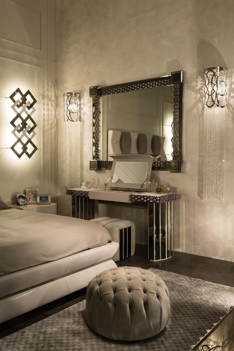 OLA Framed wooden mirror