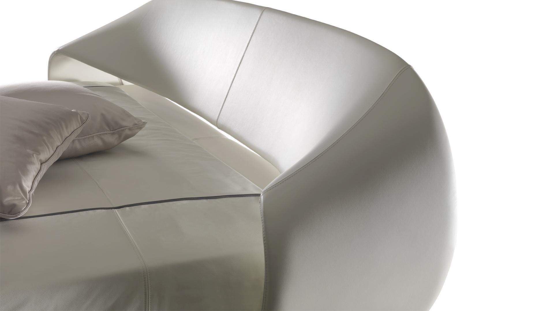 NUVOLA Leather double bed