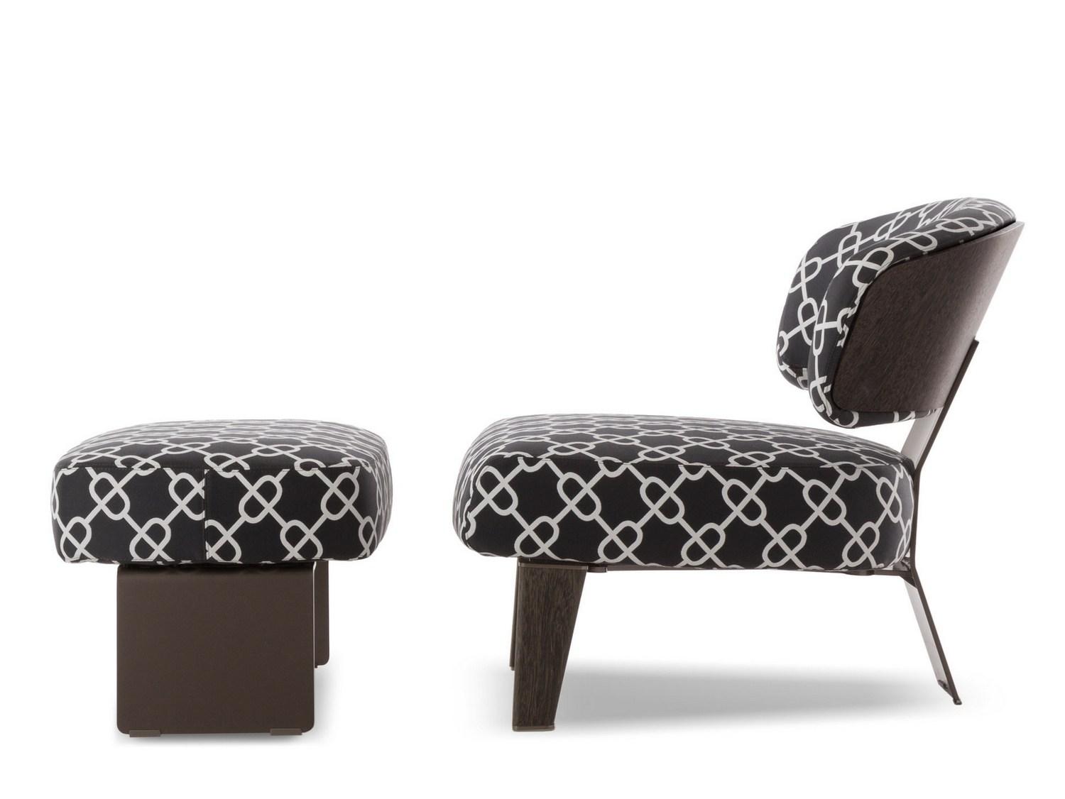 REEVES WOOD Easy chair