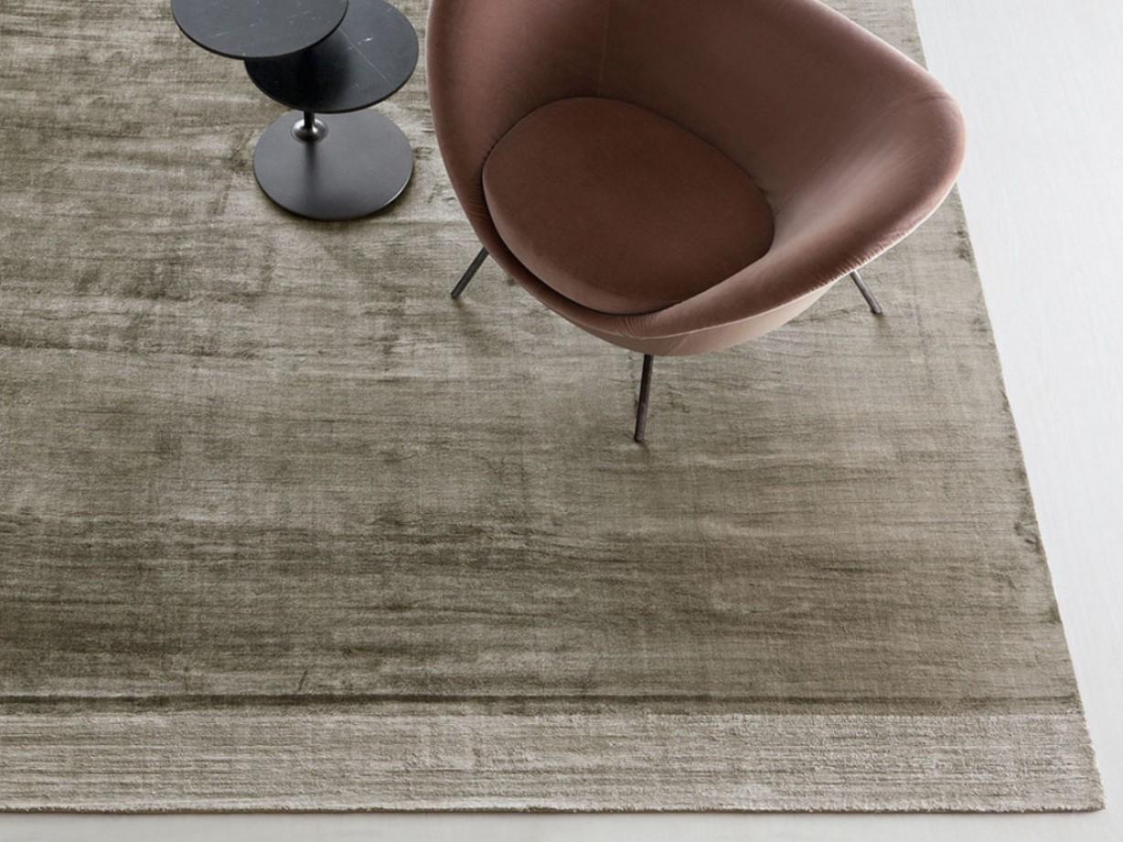 HEM BY G.T. DESIGN Handmade silk rug