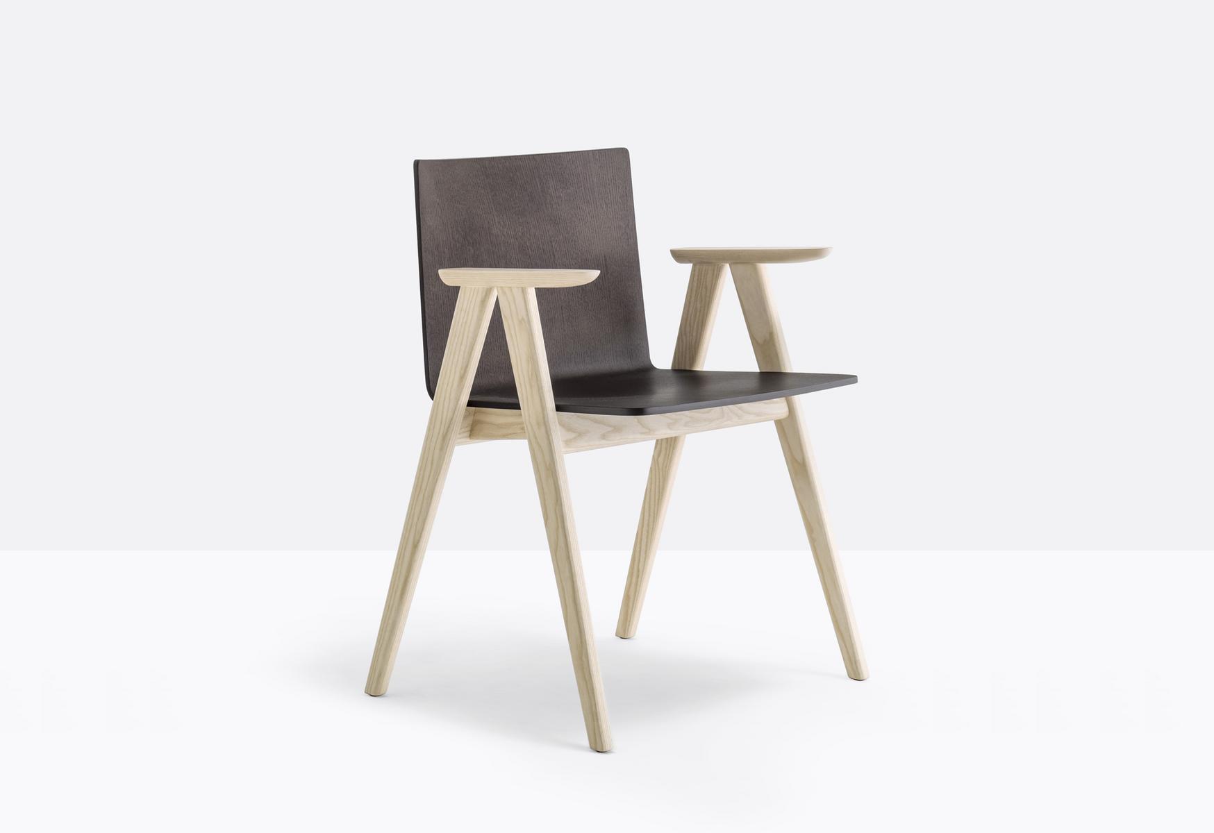 OSAKA 2815 Ash chair with armrests
