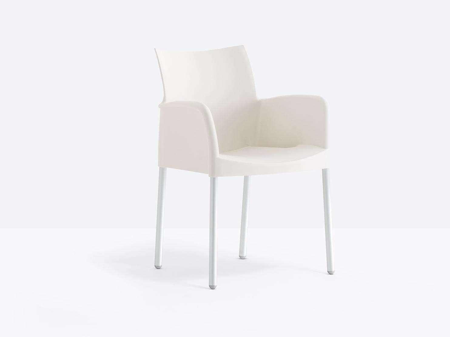 ICE 850 Polypropylene chair with armrests