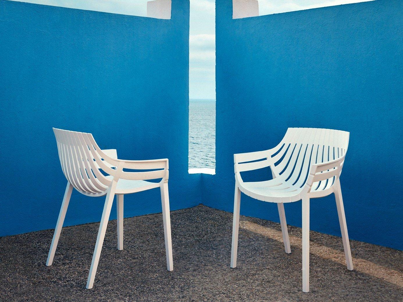 SPRITZ Polypropylene garden chair with armrests