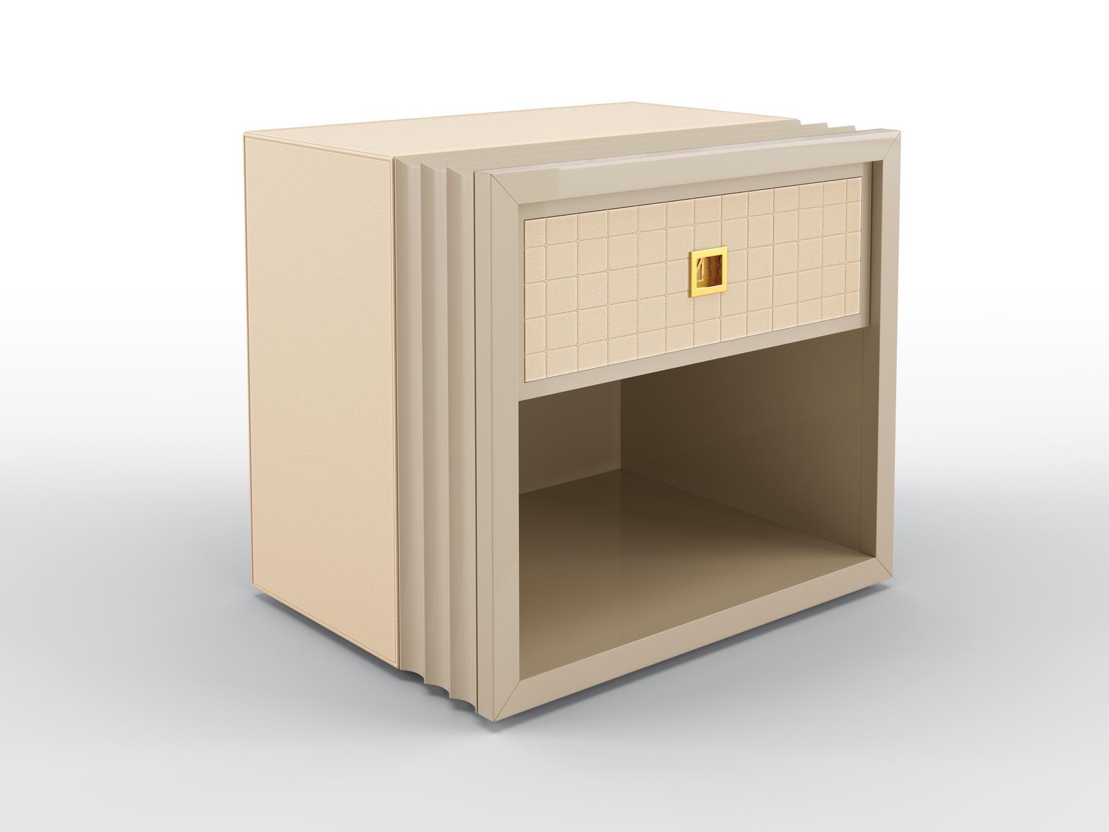 GLENN Bedside table in lacquered solid wood and leather upholster