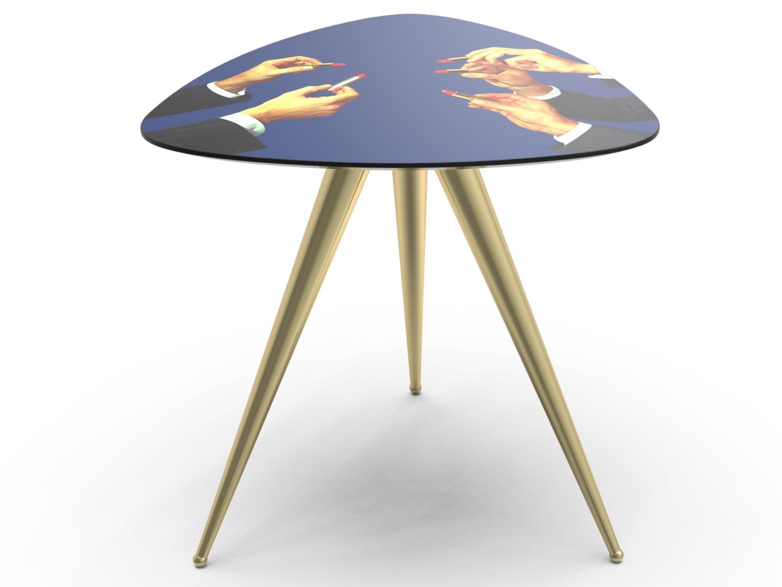 LIPSTICKS Triangular coffee table with MDF top and metal legs
