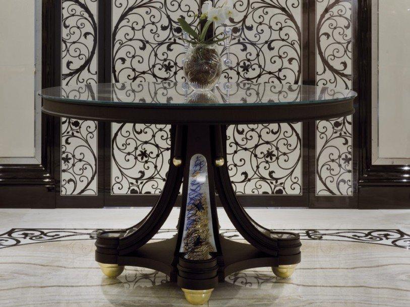 5360 Round wooden table