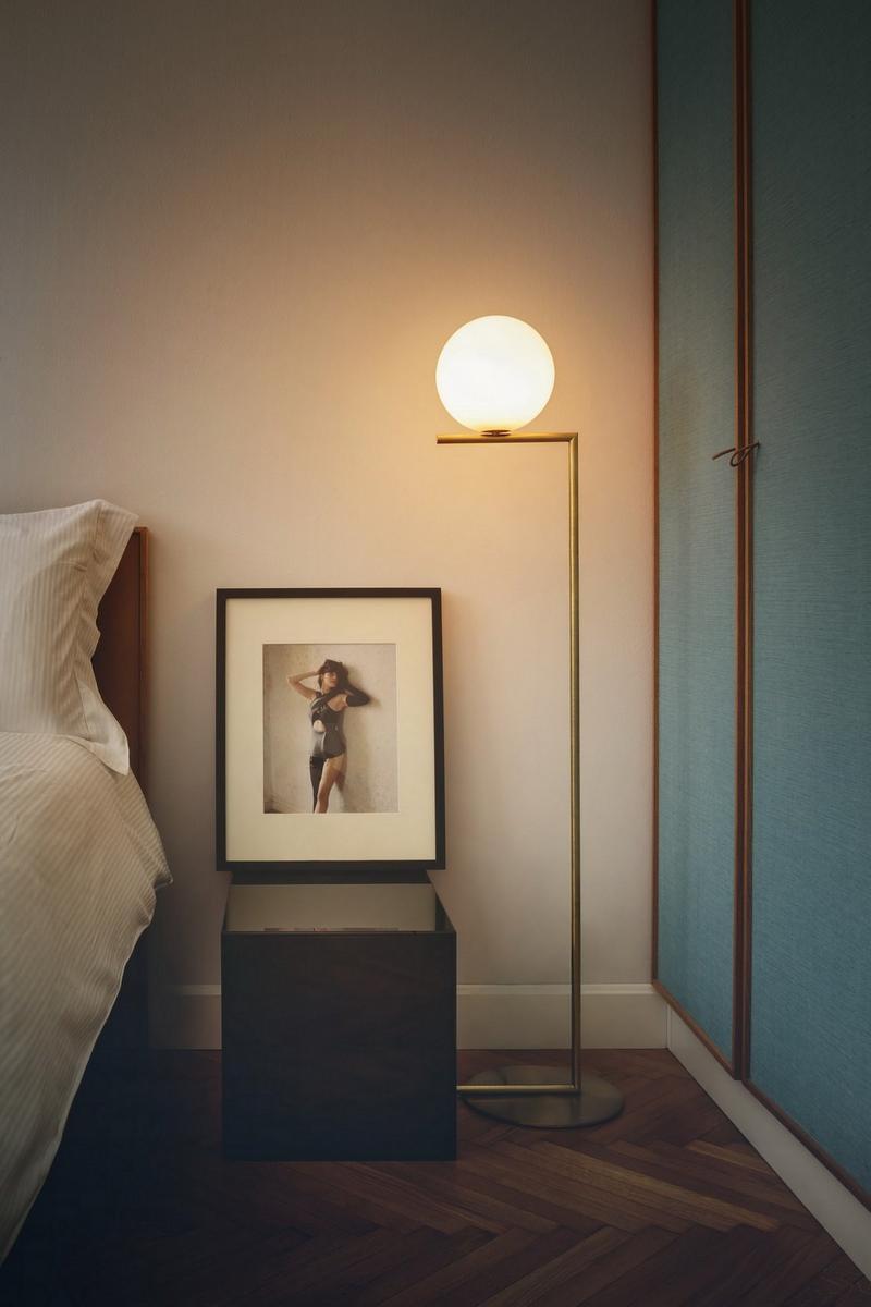 IC LIGHTS F2 Brass floor lamp