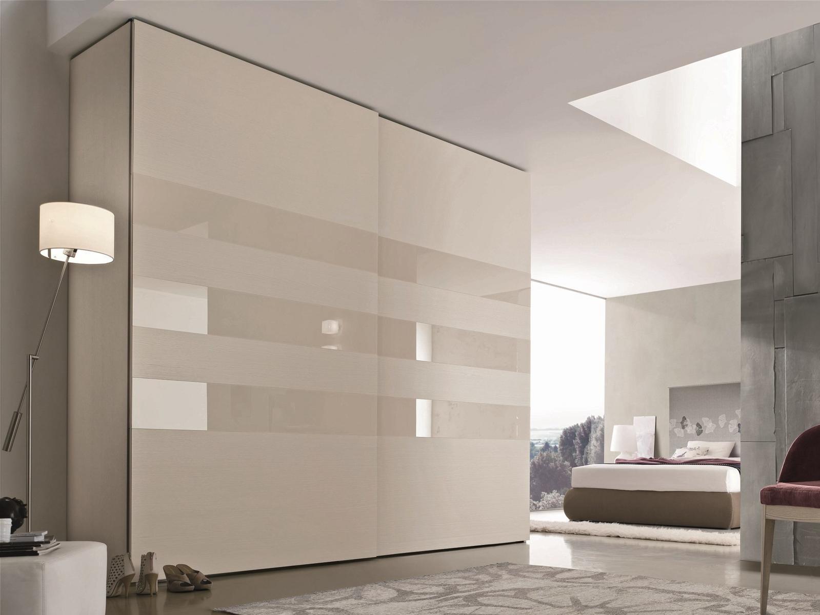 STEP 3 Wardrobe with sliding doors