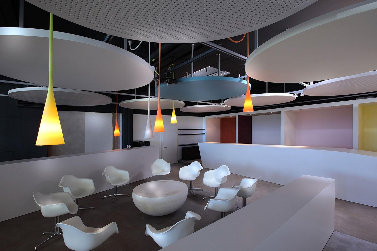UTO Acrylic pendant lamp