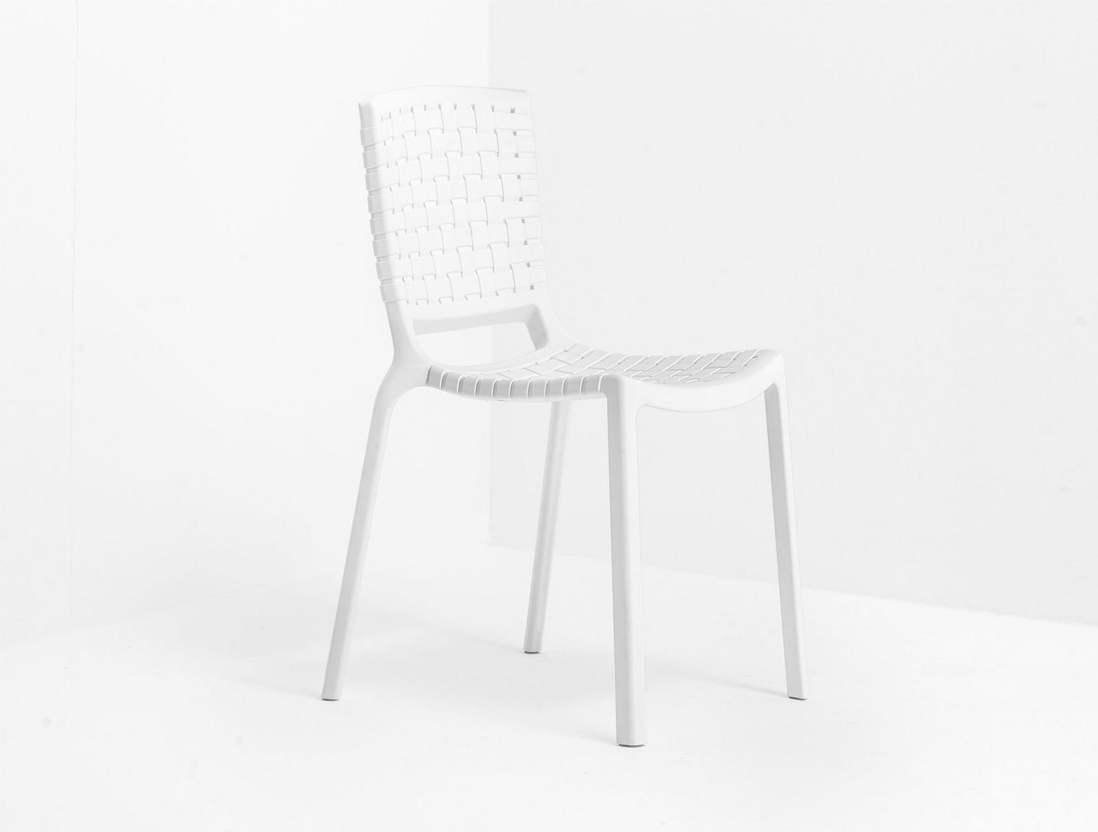 TATAMI 305 Stackable polypropylene garden chair