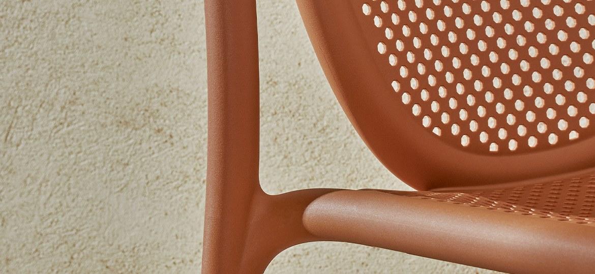 REMIND 3730 Stackable polypropylene chair