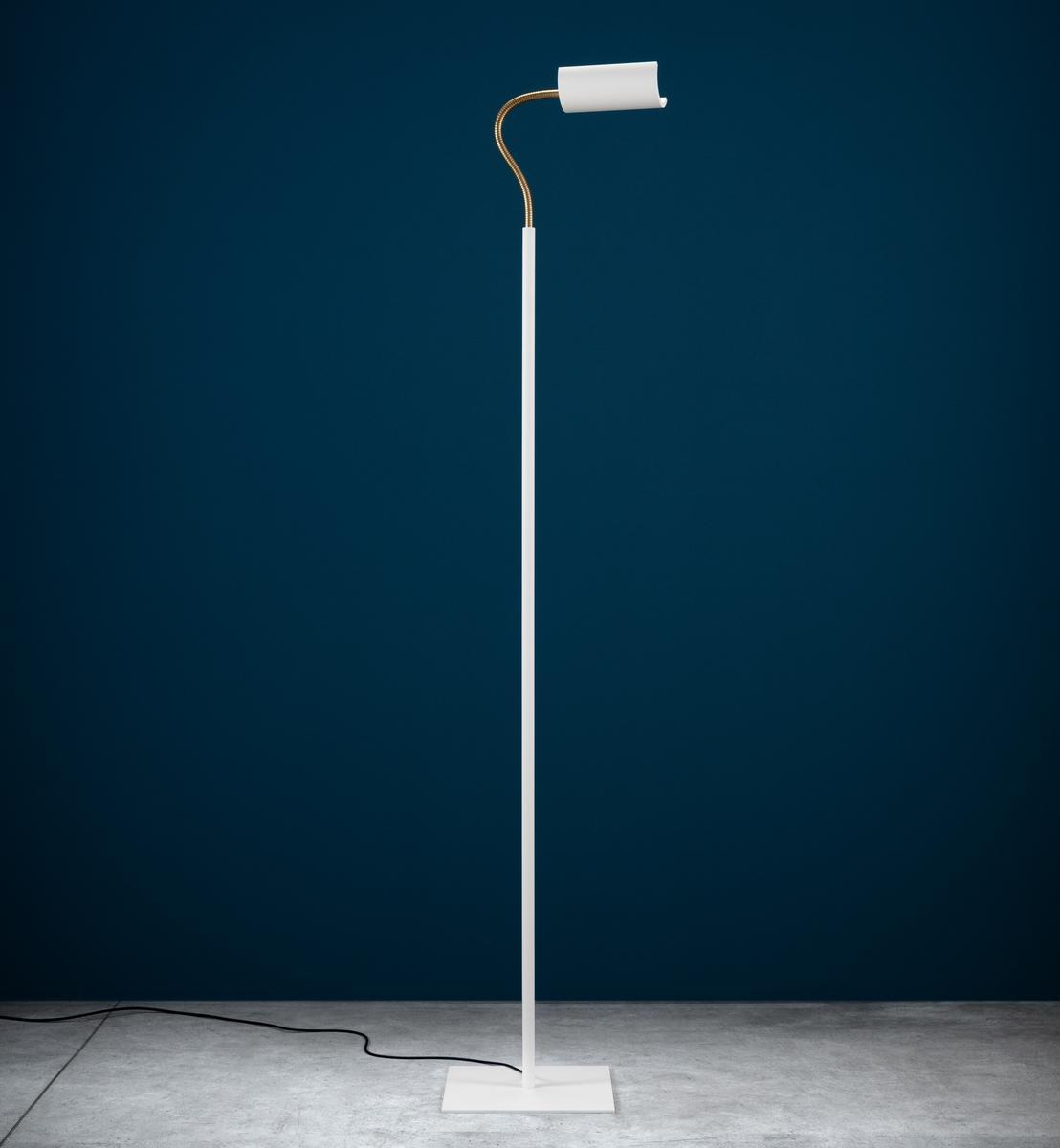 U. F FLEX LED adjustable floor lamp