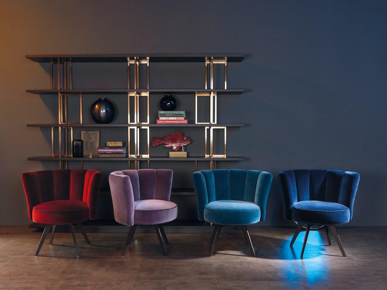 DIVA Upholstered velvet easy chair
