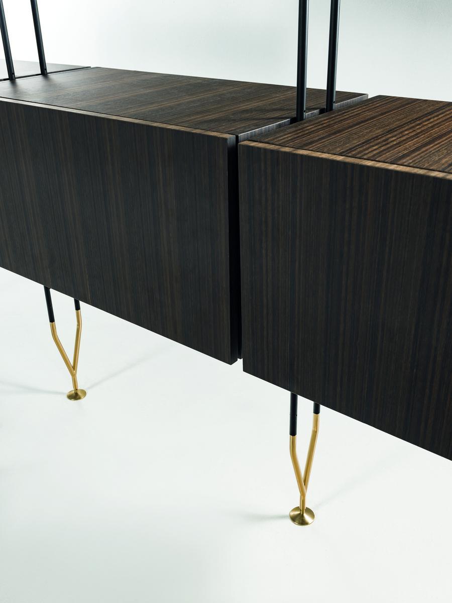 AMY Open floor-ceiling mounted bookcase