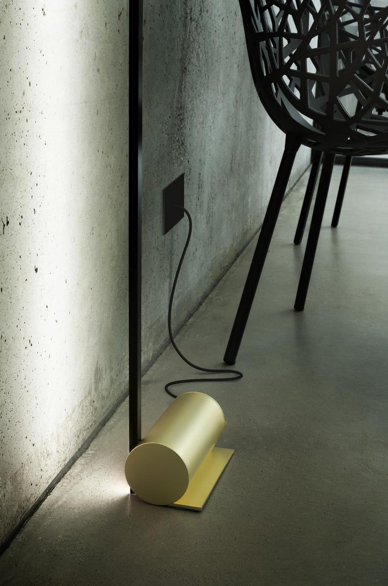 SLIGHT LED indirect light floor lamp
