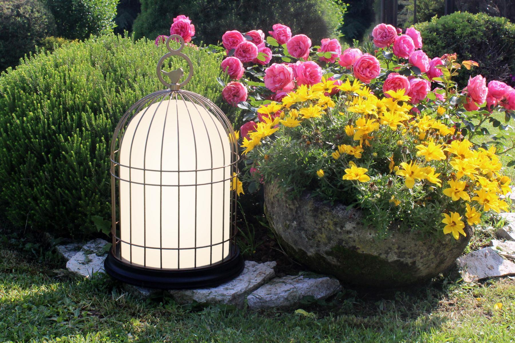 FREEDOM BATTERY + ACCESSORIES Outdoor lamp