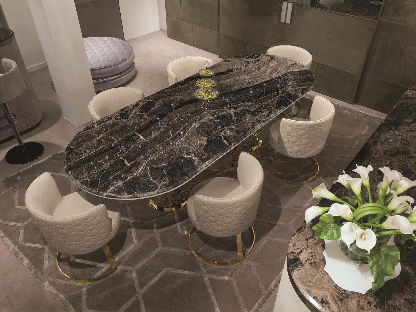 CLAIRMONT Oval metal table
