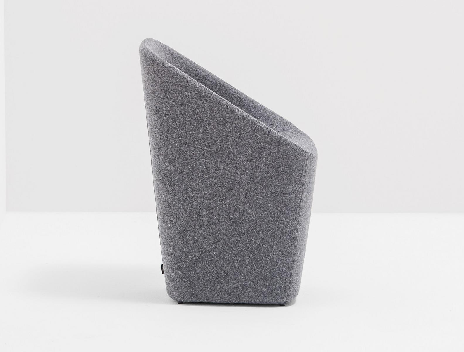 LOG 365 Upholstered easy chair