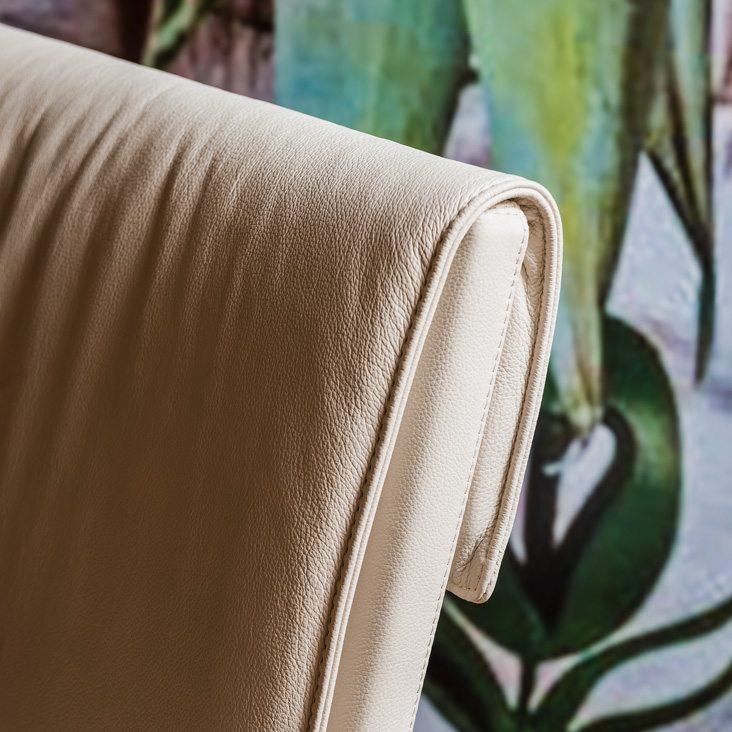 SOFIA Leather chair