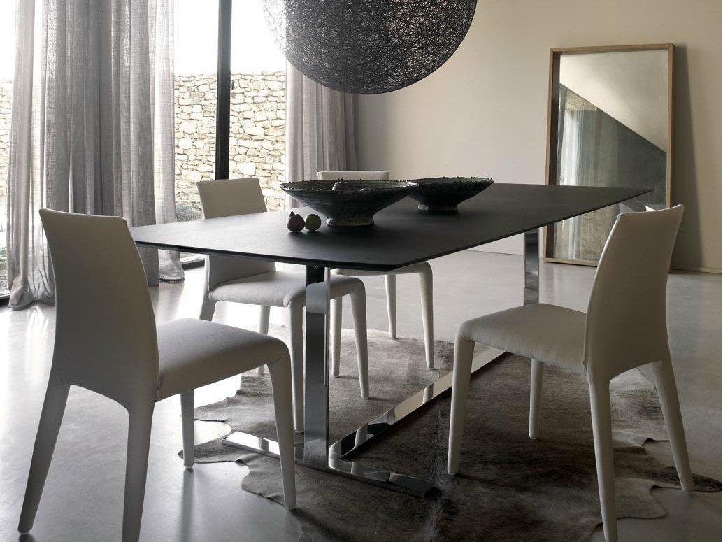 EILEEN Rectangular table
