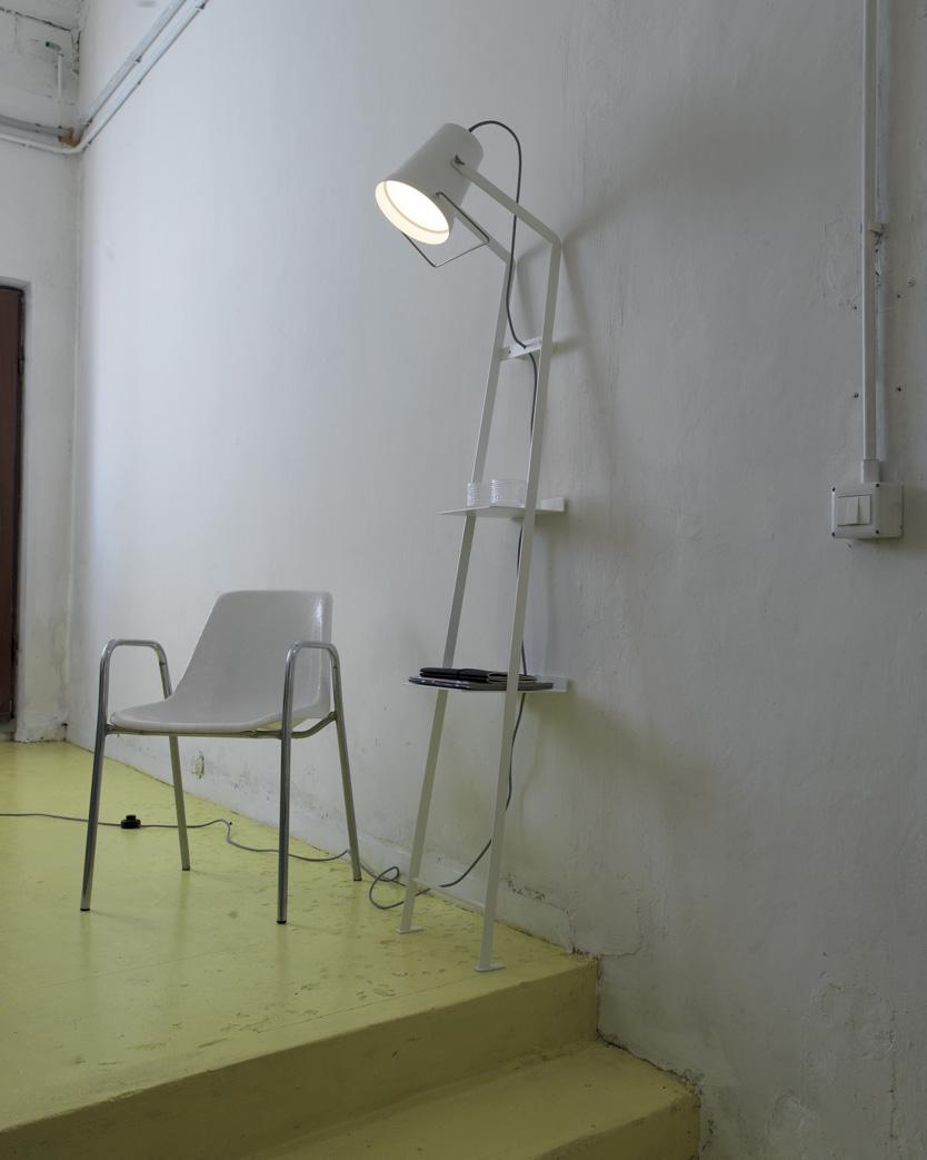 ALFRED Direct light painted metal floor lamp