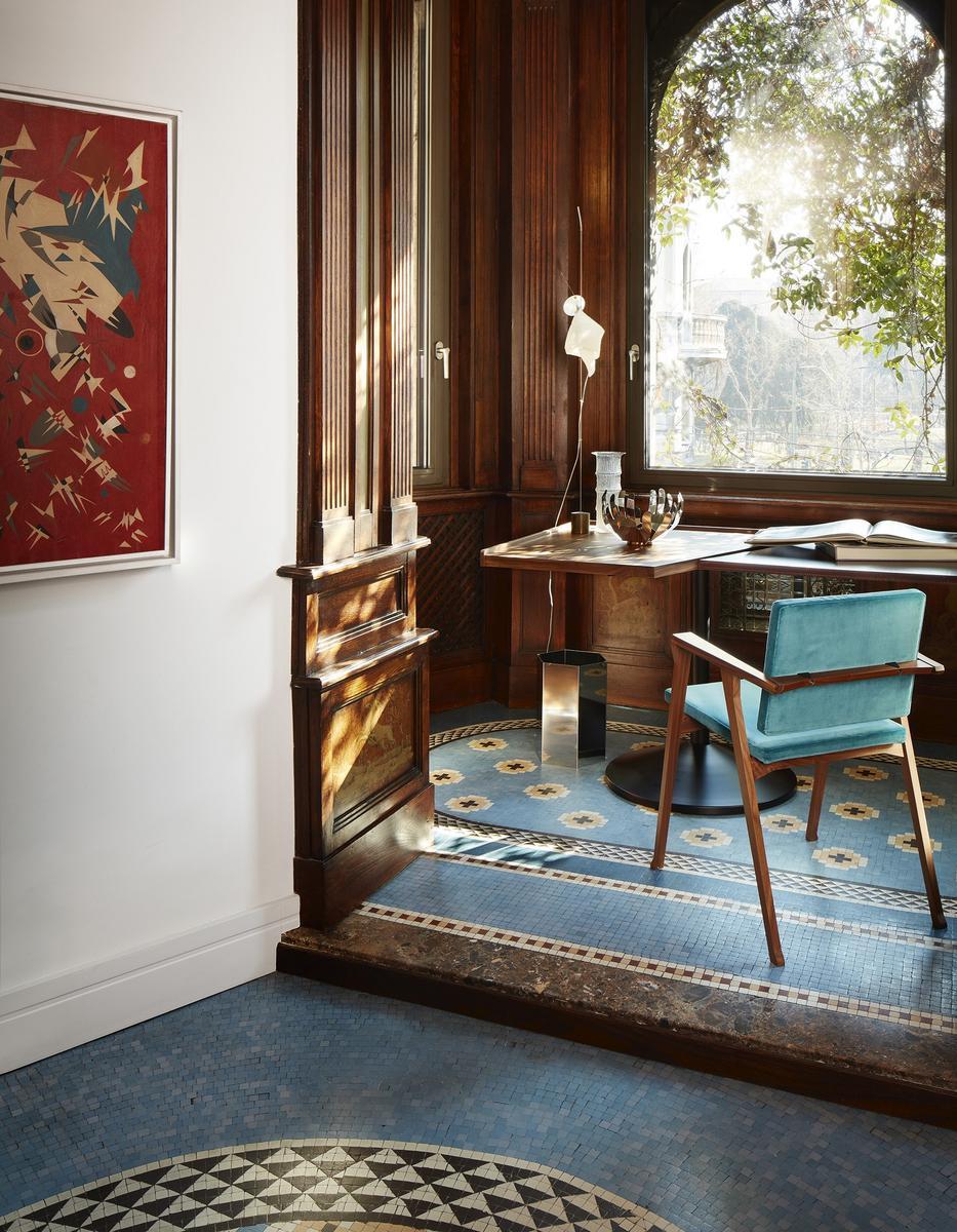 832 LUISA Wooden easy chair
