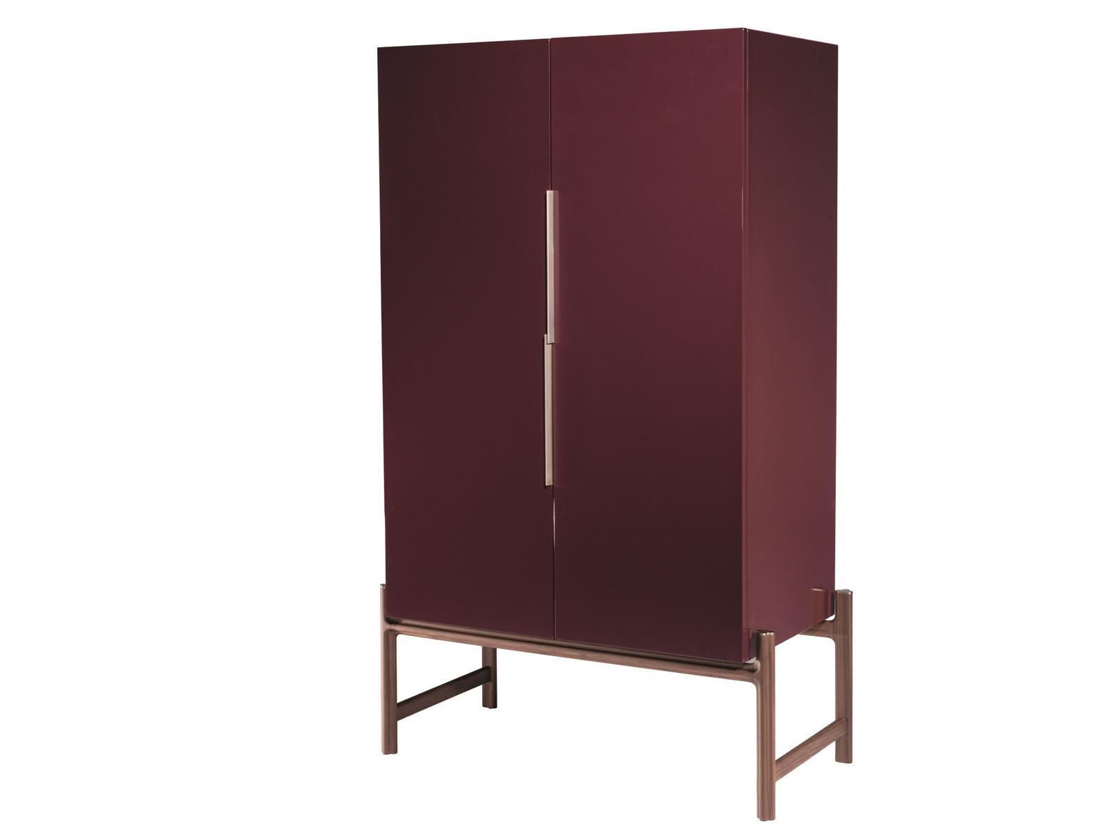 KING'S CROSS Wooden bar cabinet with integrated lighting