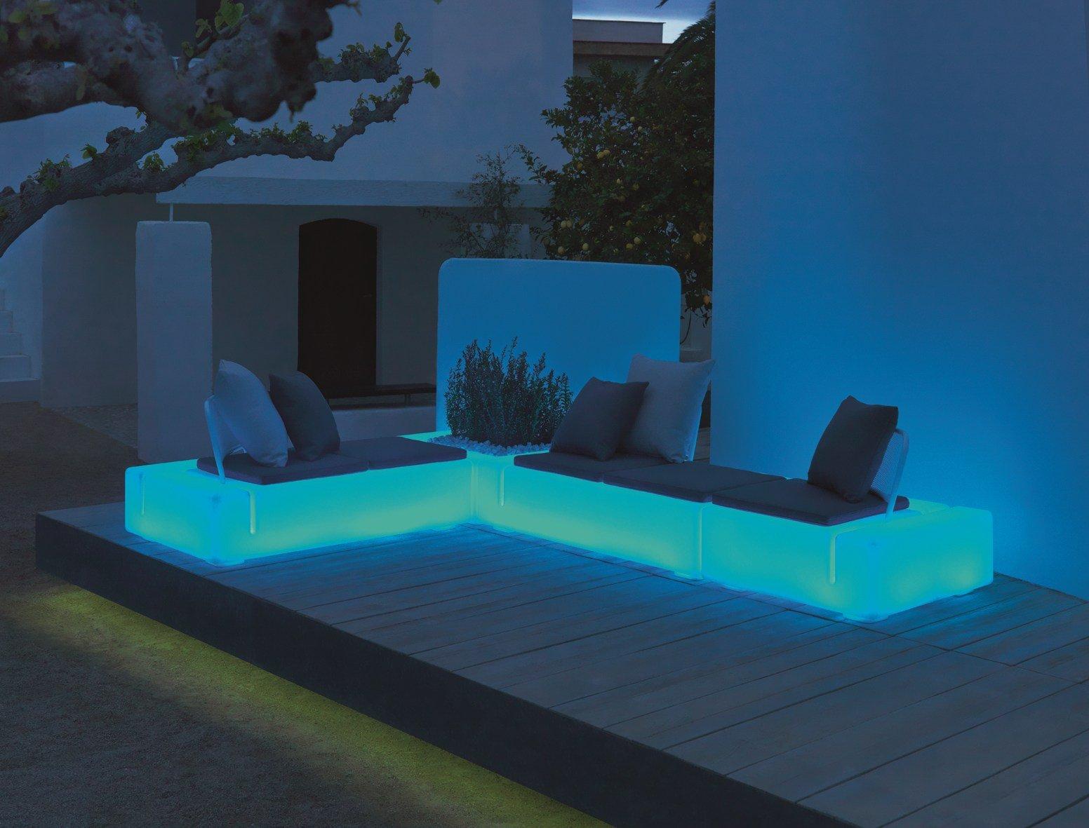 KES Sectional sofa