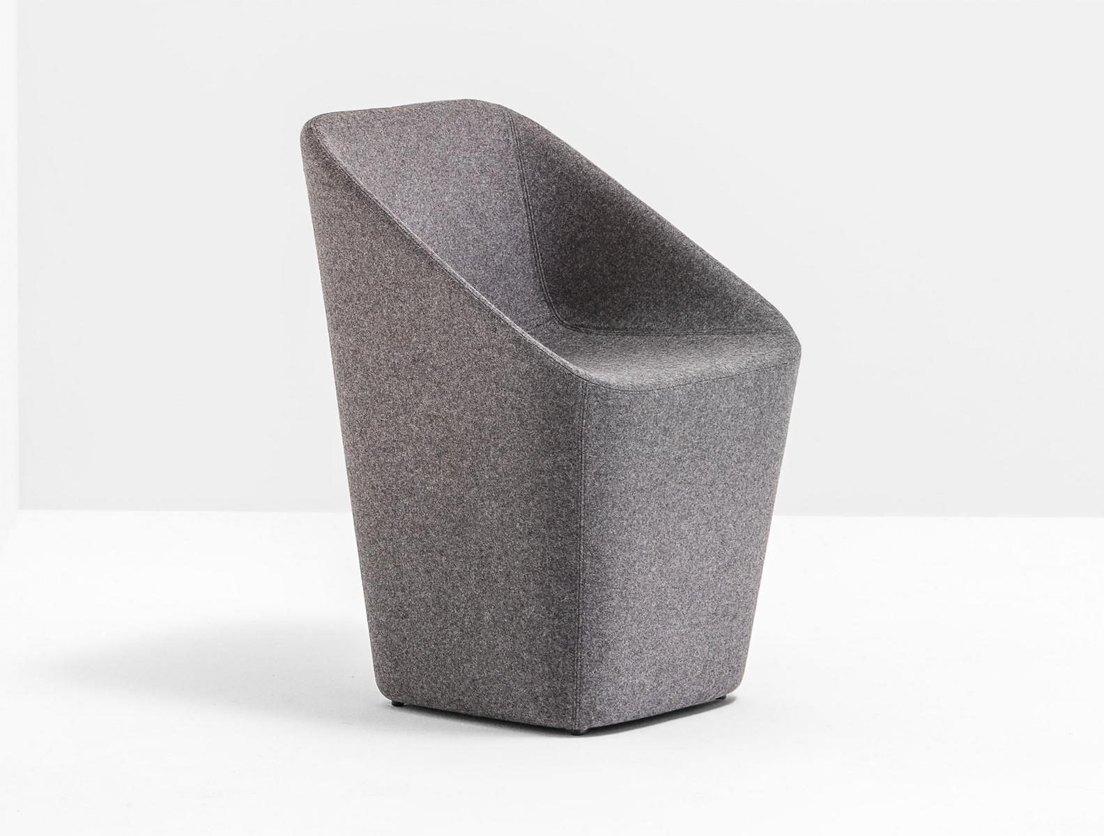 LOG 365 Upholstered easy chair