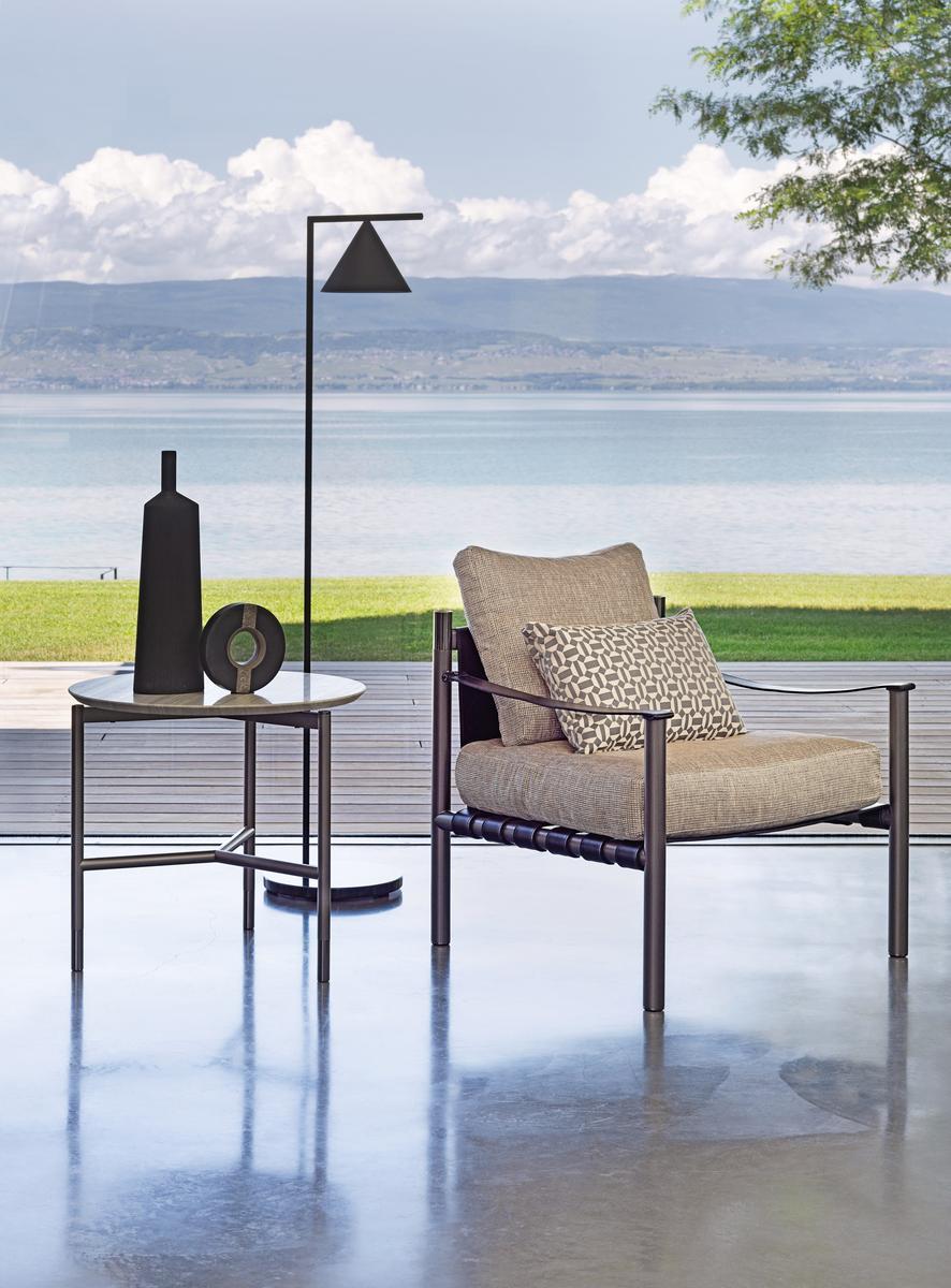 IKO Easy chair with armrests