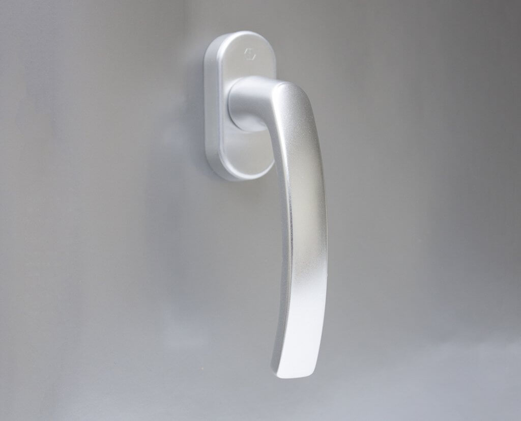 Handle silver